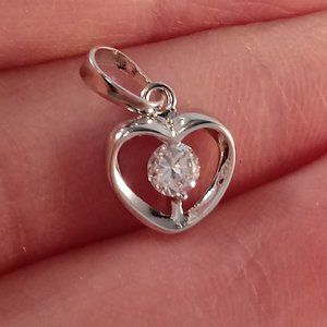 18K White Gold Filled Elegant Heart Shape Diamond Zircon Necklace Pendant AAA